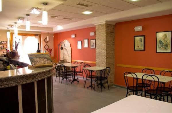 Hostal El Pozo Чулилья Экстерьер фото